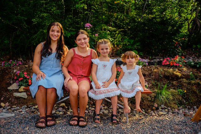 Abigail and Elizabeth with sisters